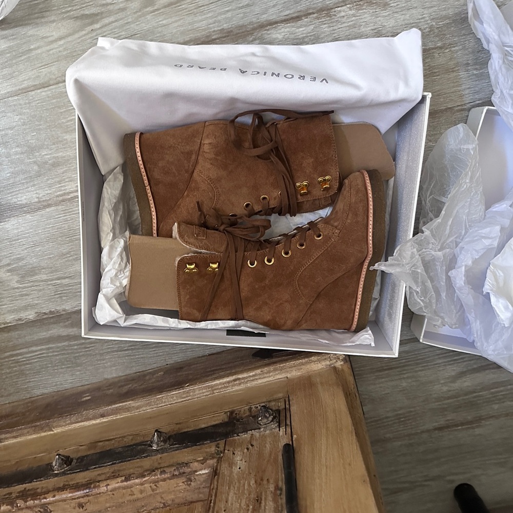 with box Veronica Beard Womens Brown Ananya Shearling Wedge Boots Shoe - Picture 5 of 8